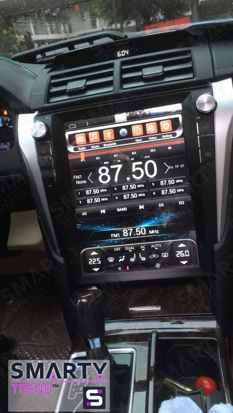 The SMARTY Trend head unit for Toyota Camry V55