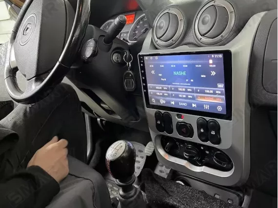 Магнітола для Renault Sandero (2007-2012) Андроїд CarPlay