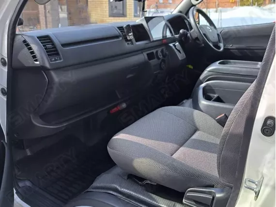 Магнітола для Toyota Hiace (2004-2021) Андроїд CarPlay