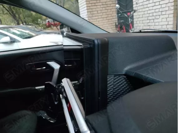 Магнитола для Toyota Raize / Daihatsu Rocky (2021+) Андроид CarPlay