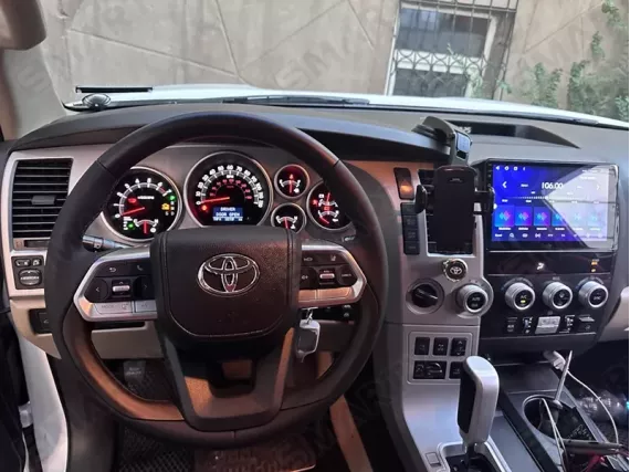 Магнітола для Toyota Tundra XK50 (2007-2013) Андроїд CarPlay