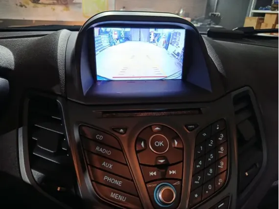 Магнитола для Ford Fiesta 7 (2009-2019) - OEM стиль Андроид CarPlay