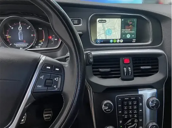 Беспроводной CarPlay и Android Auto для штатного экрана Volvo XC60