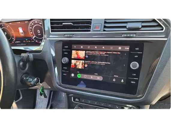 Бездротовий CarPlay та Android Auto для штатного екрана VW Golf 7