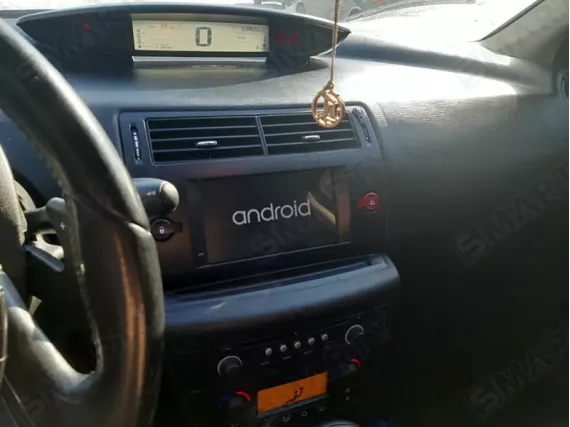 Магнітола для Citroen C4/C-Quatre (2004-2009) - OEM стиль CarPlay