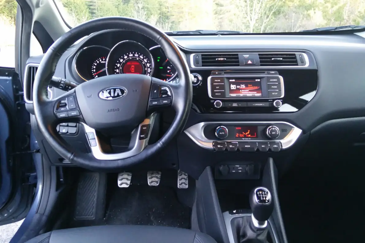 Kia Rio 2014 Android head unit installation 