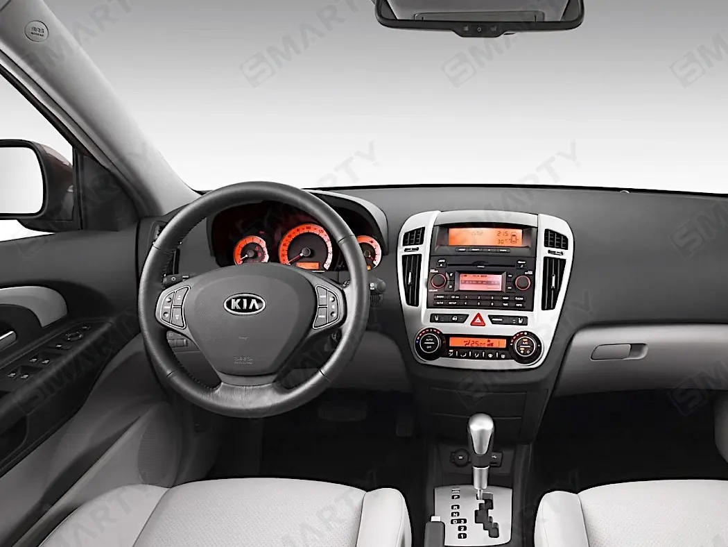 KIA Ceed (2006-2012) installed Android head unit SMARTY Trend