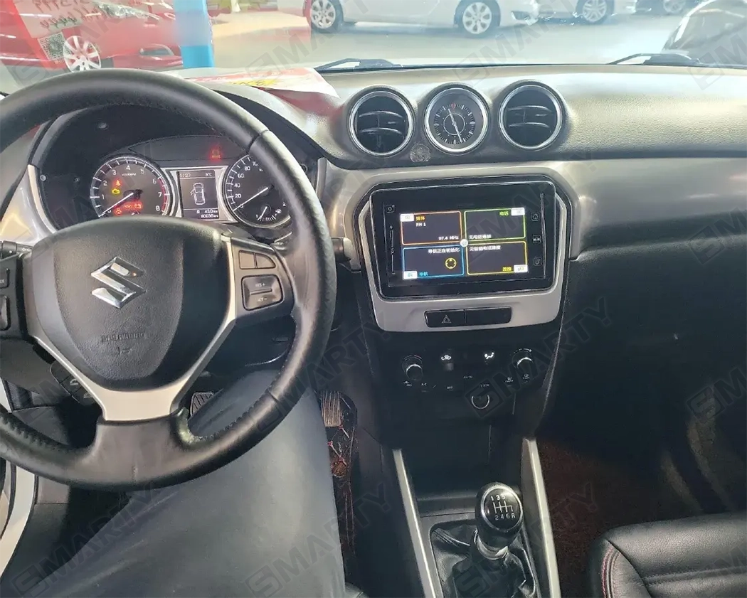 Suzuki_Vitara_(2015-2019)_SMARTY_Trend_android