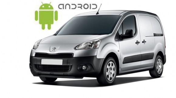 Пример установленной магнитолы SMARTY Trend на ОС Android в автомобиле Peugeot Partner.